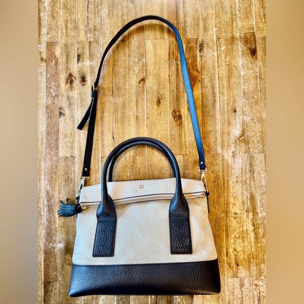 Kate Spade Brand Crossbody Black Beige Leather Tassel Designer Bag - Picture 4 of 15